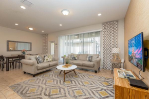 Amazing New TownHome with Pvt Pool 8916WWS